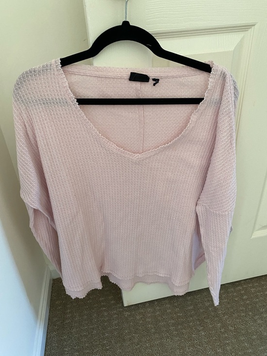 Urban Outfitters Tops - Urban Outfitters Pale Pink Fuzzy Knit Top
